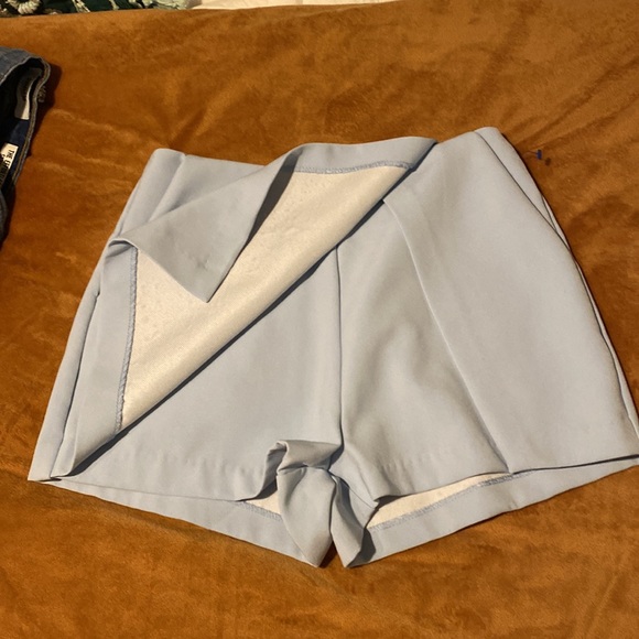 Light blue skort - Picture 4 of 5